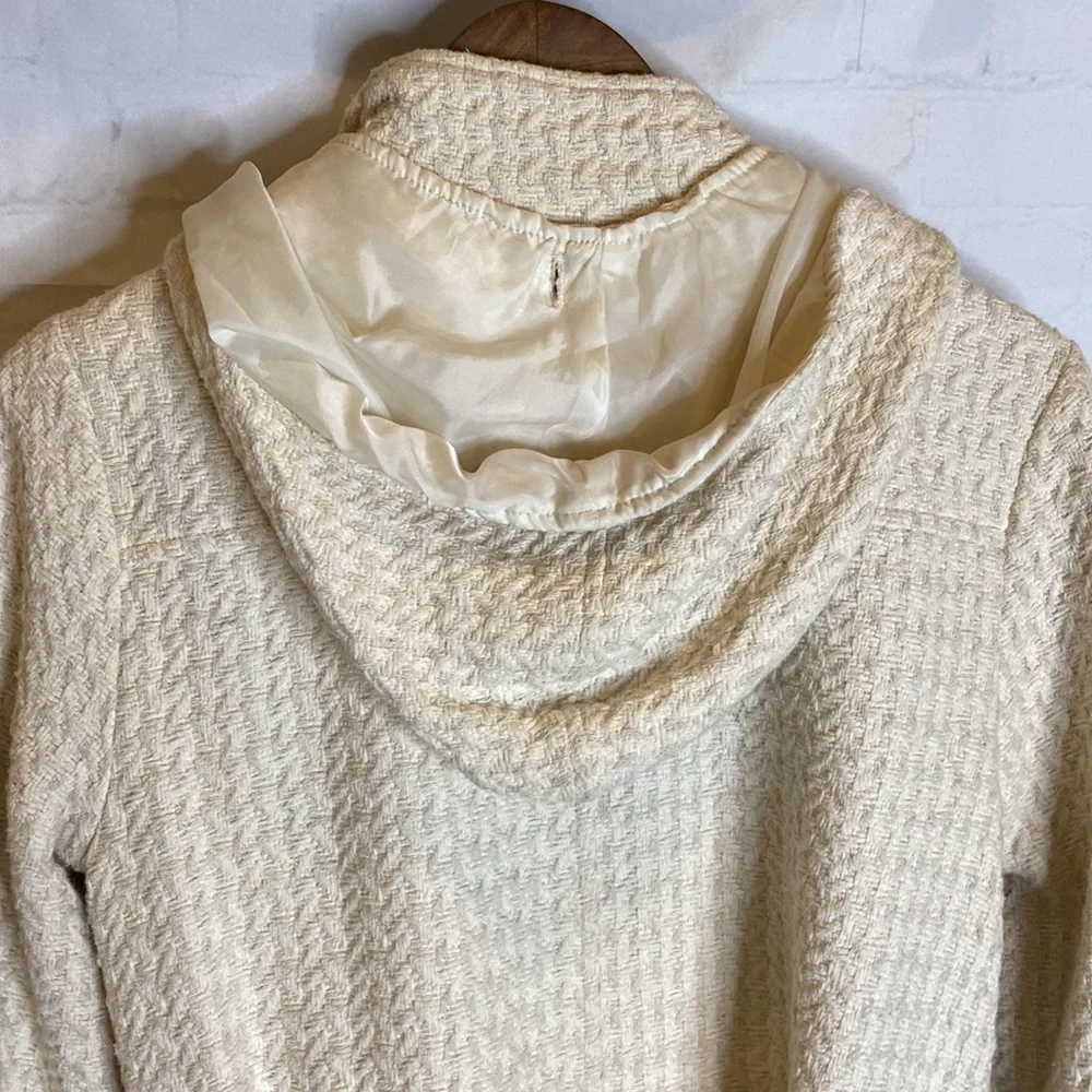 Daytrip Ivory Detachable Hood Tie Waist Buttoned Coat - Picture 11 of 13